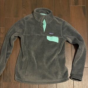 Patagonia Gray and Mint Women's Sweater